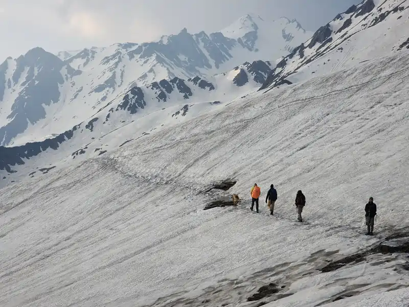 hampta pass tour package