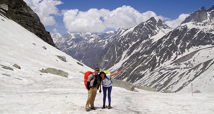 hampta pass tour package